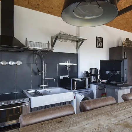 Oda ve Kahvaltı Domaine Du Grand Bec