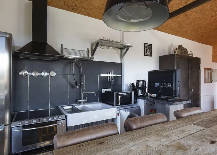 Oda ve Kahvaltı Domaine Du Grand Bec