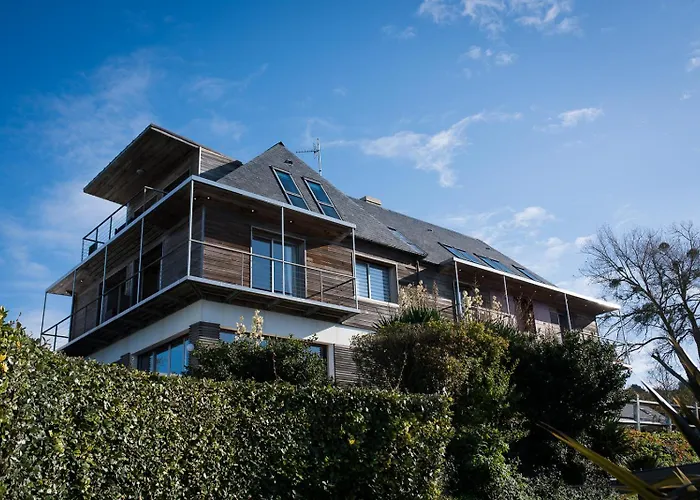 Domaine Du Grand Bec Bed and breakfast Villerville