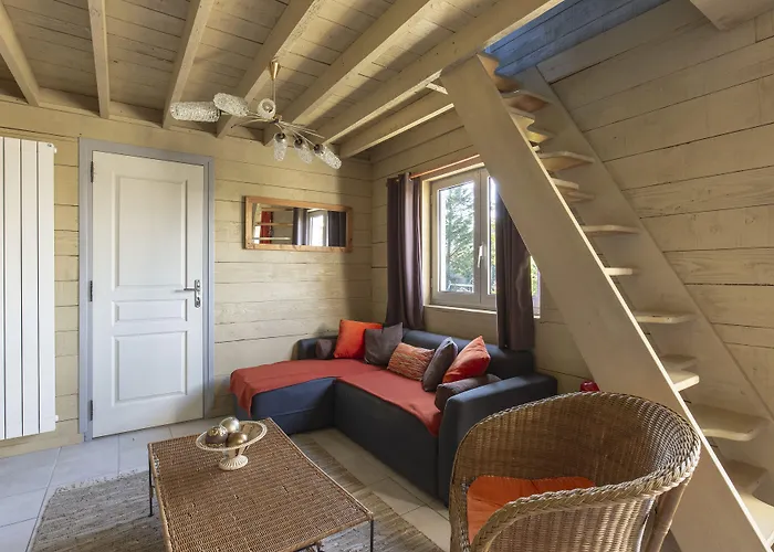 Domaine Du Grand Bec Bed and breakfast 4*