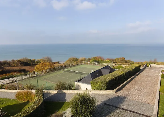 Domaine Du Grand Bec Bed and breakfast Villerville