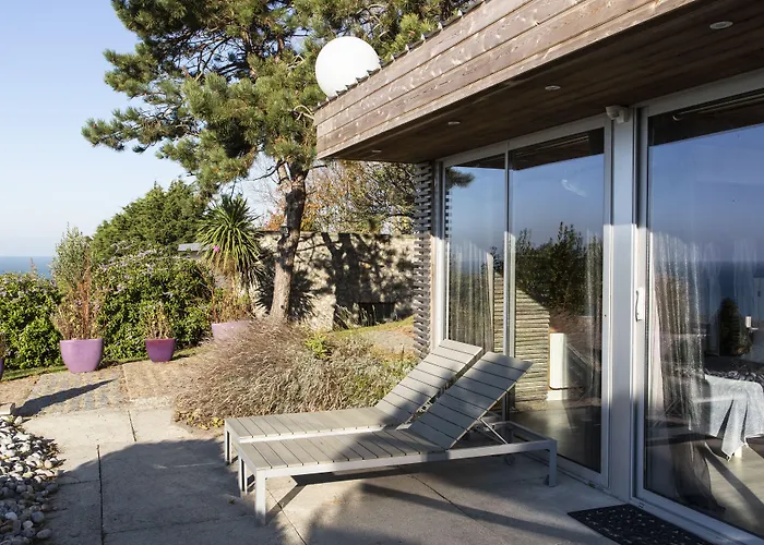 Domaine Du Grand Bec Bed and breakfast Villerville